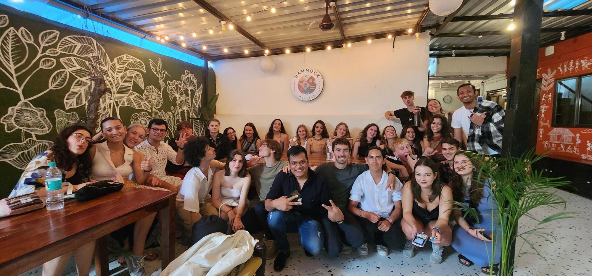 מומביי Hammock Hostels - Bandra מראה חיצוני תמונה