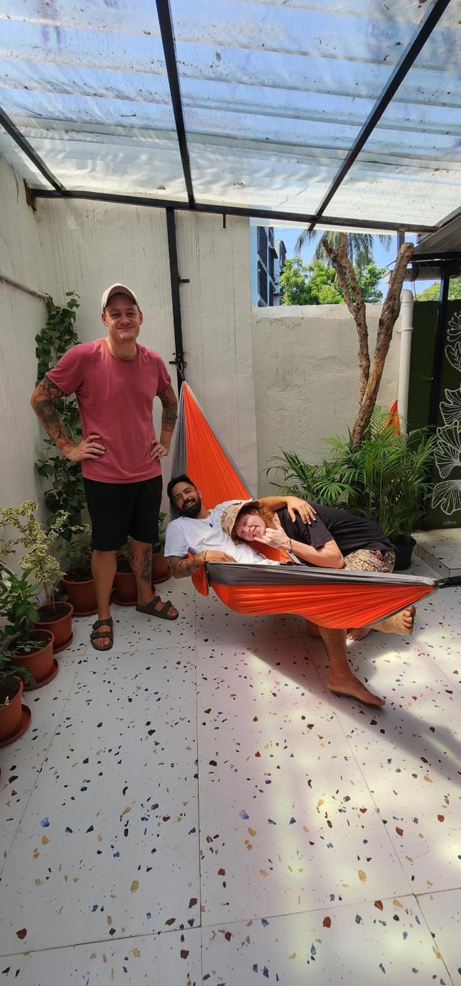 מומביי Hammock Hostels - Bandra מראה חיצוני תמונה