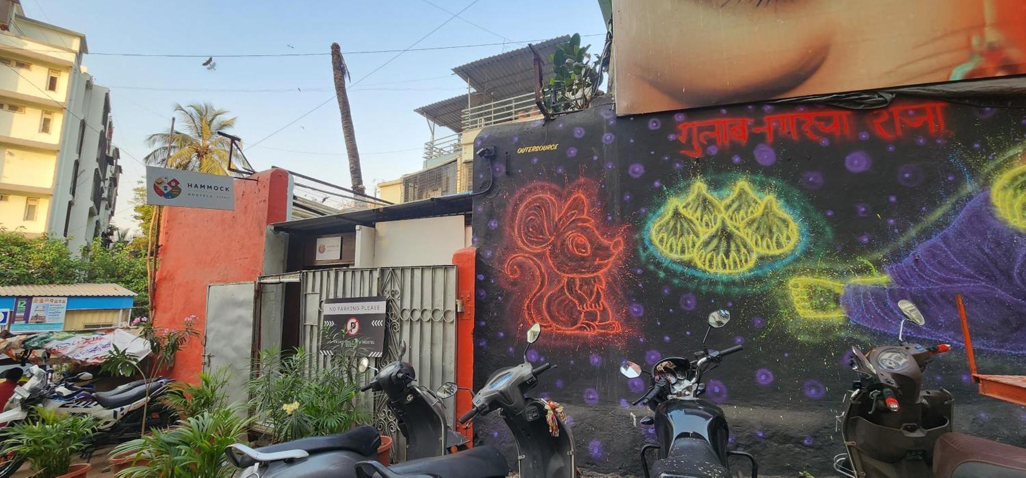 מומביי Hammock Hostels - Bandra מראה חיצוני תמונה